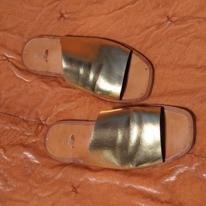 Sevilla Smith Gold Leather Women's Sandals